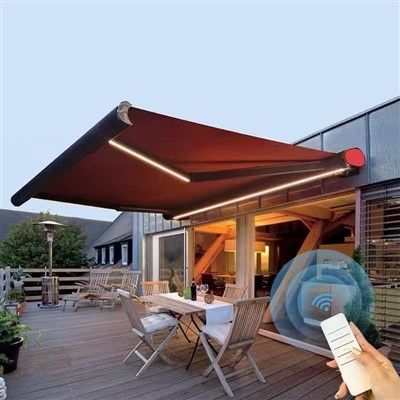 Einziehbare Markise mit gebogenem Arm
