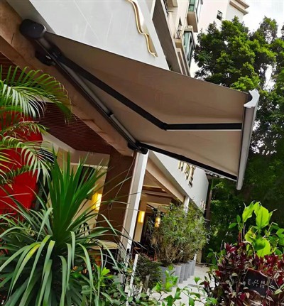 Einziehbare Voll-Kastenmarkise für den Außenbereich